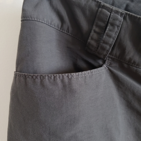 The North Face Convertable Pants To Shorts Grey Cargo Woman Size 6 EUC - Picture 5 of 16